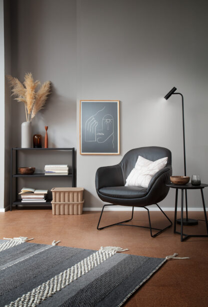 Golvlampa STINA, svart matt finish, dimbar, modern enkel form - Bild 5