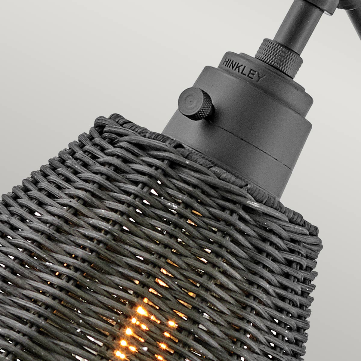 Vägglampa ARTI, svart, svart rottingskärm - Bild 8